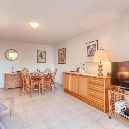Appartement Le Consul-2 By Interhome *