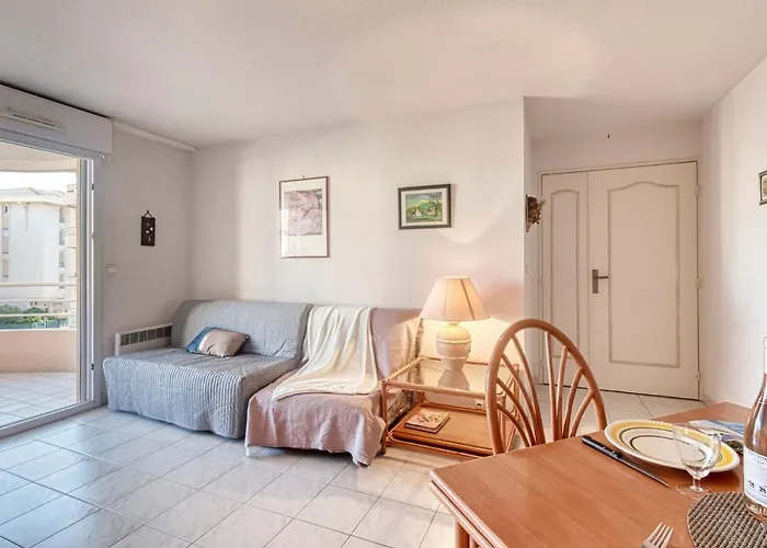 Le Consul-2 By Interhome *